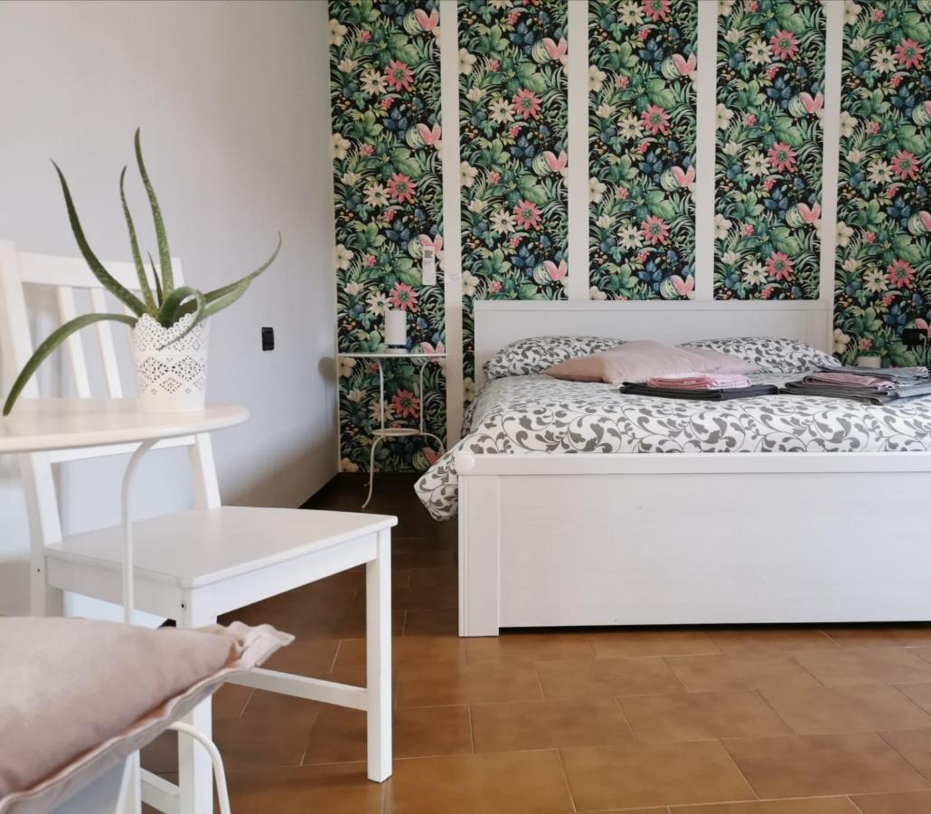 Dolce Lago B&B San Felice del Benaco Dış mekan fotoğraf
